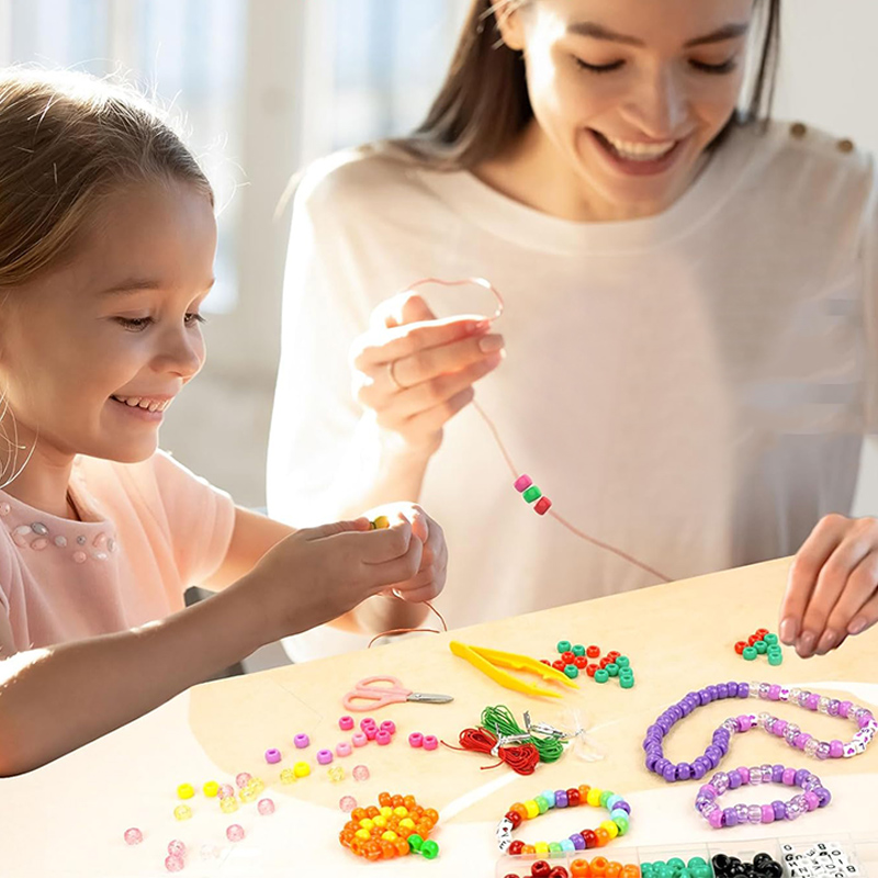 ﻿Girls DIY Bracelet Set Handm - Jewelry Making Qc recensione e prezzo