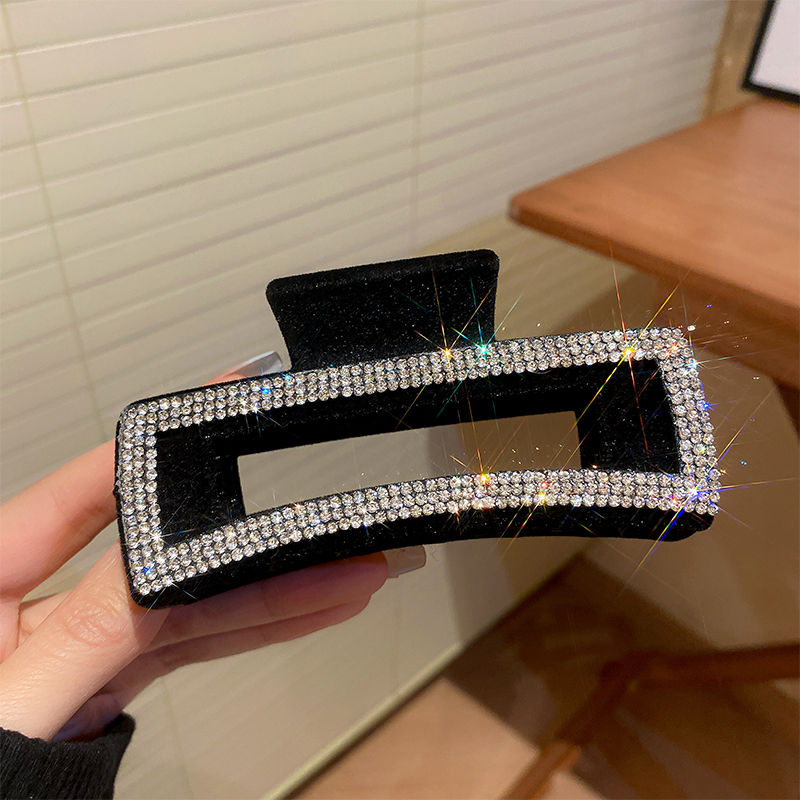 Flocking Rhinestone Blacke Hai - Jewelry Making Adults recensione e prezzo